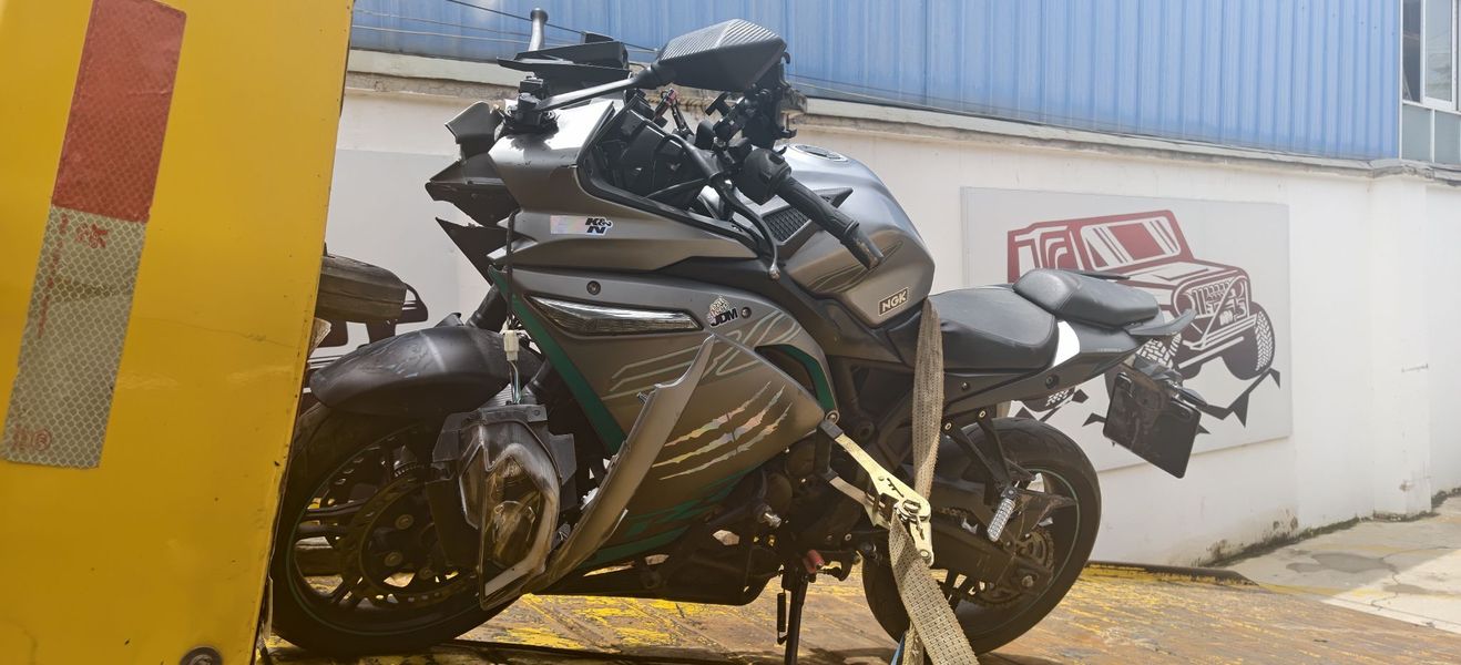 无极 300RR