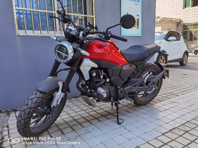 新大洲本田 CBF190TR