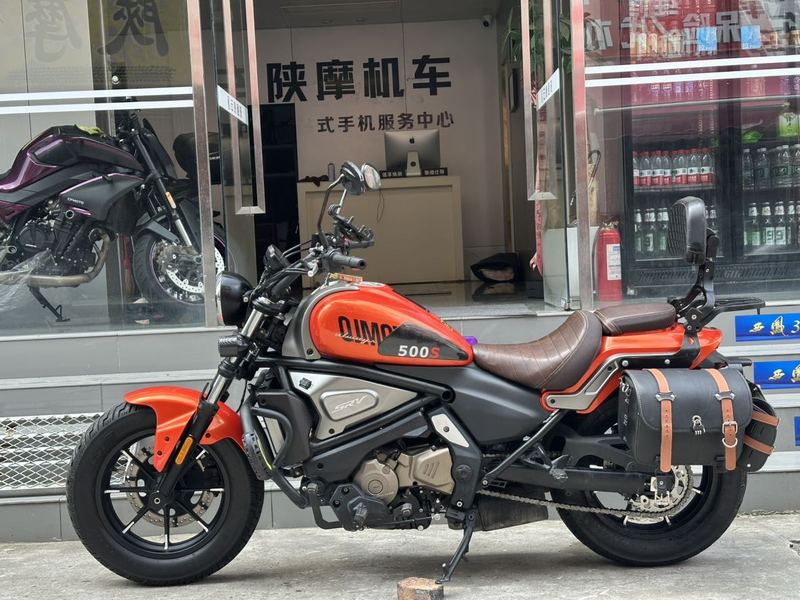 QJMOTOR 闪500S