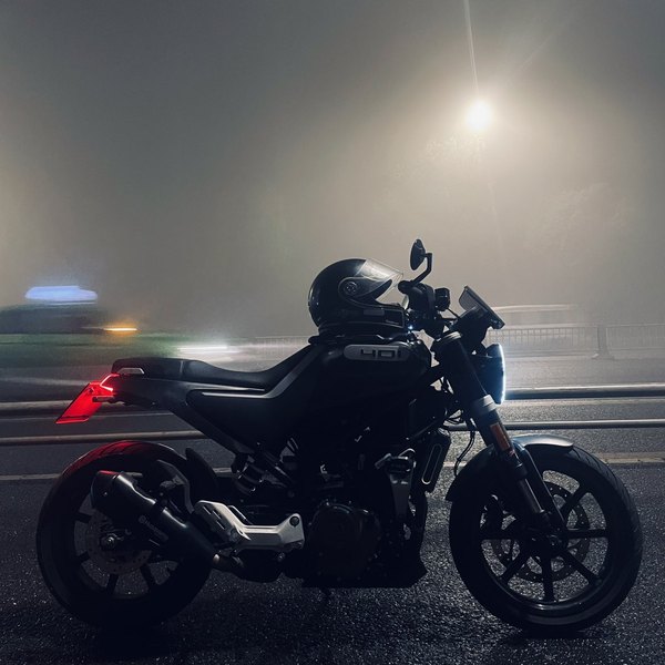 HUSQVARNA 黑箭 401