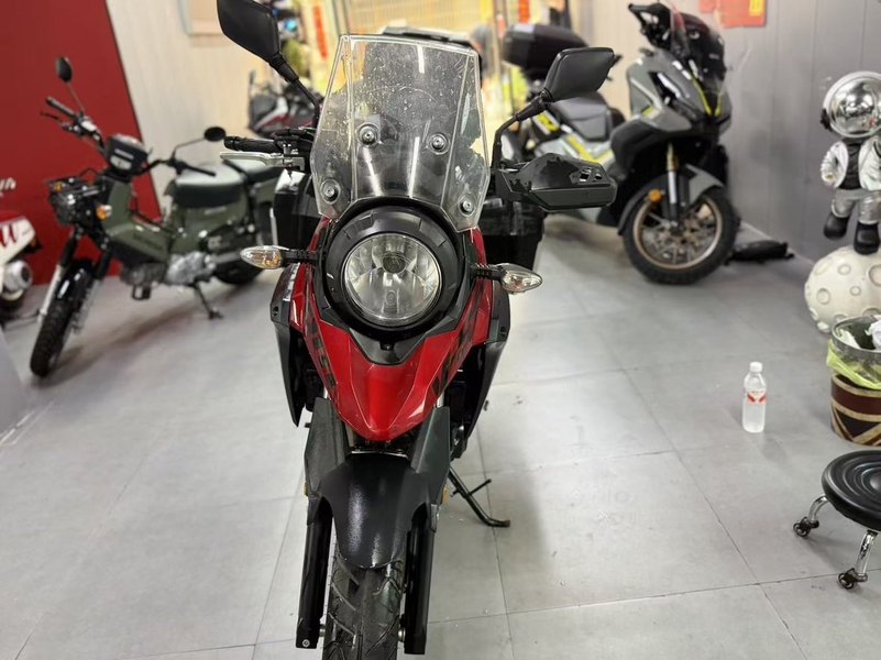 豪爵铃木 DL250