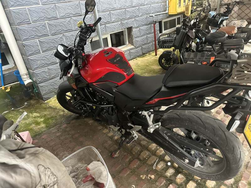 本田WING CB400F