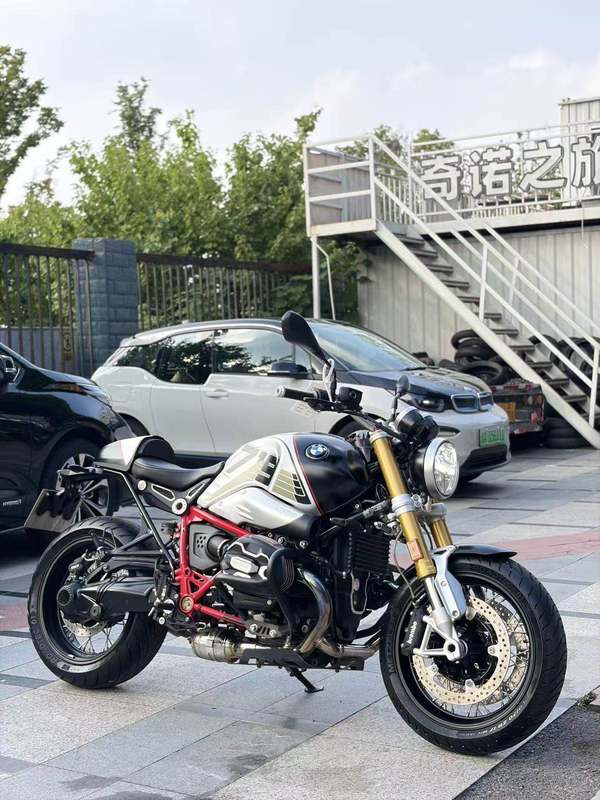 宝马 R NineT