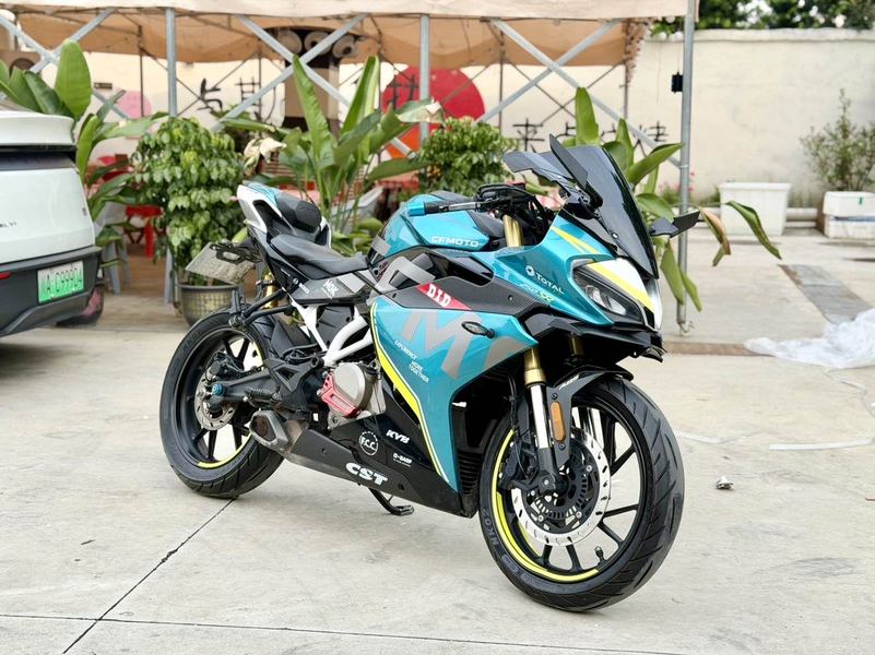 春风 250SR