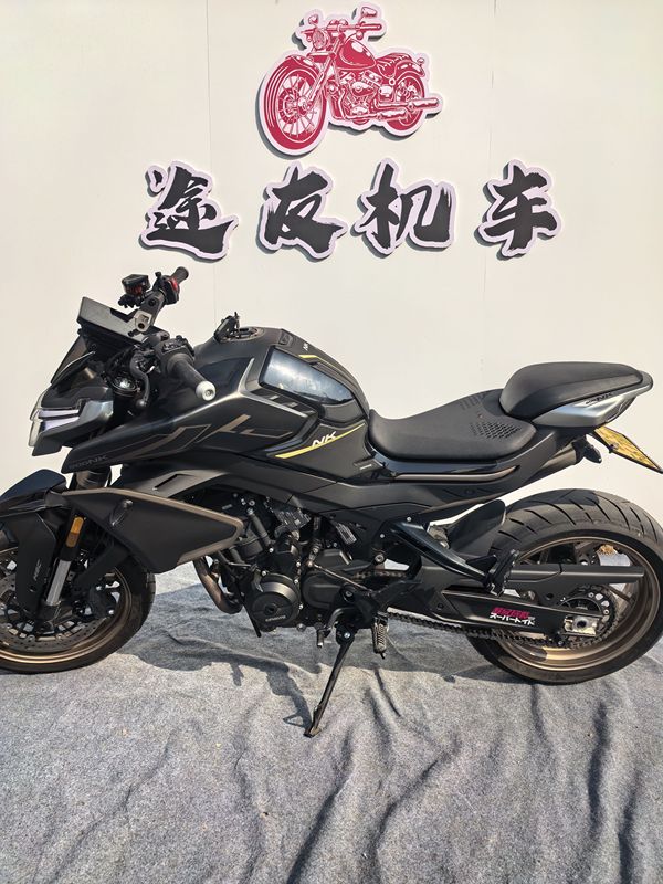 春风 800NK