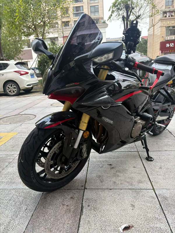 QJMOTOR 赛600