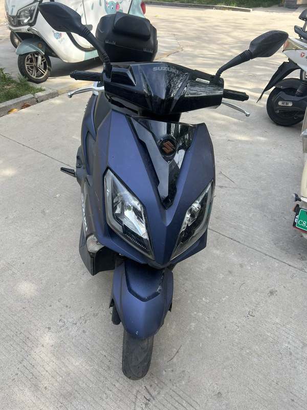 济南铃木 UY125