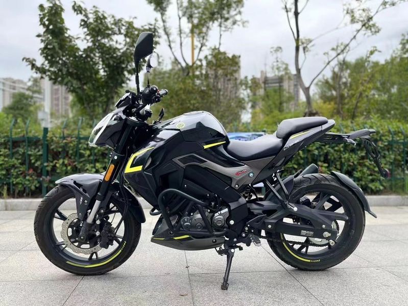 贝纳利 小迅龙 BN150S