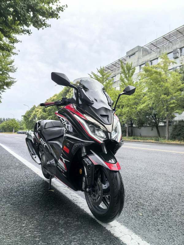 光阳 AK550