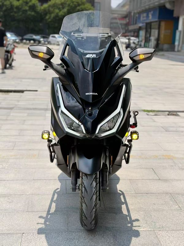 本田WING NSS350