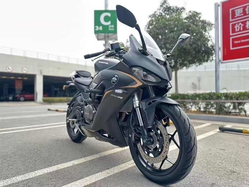 QJMOTOR 赛250