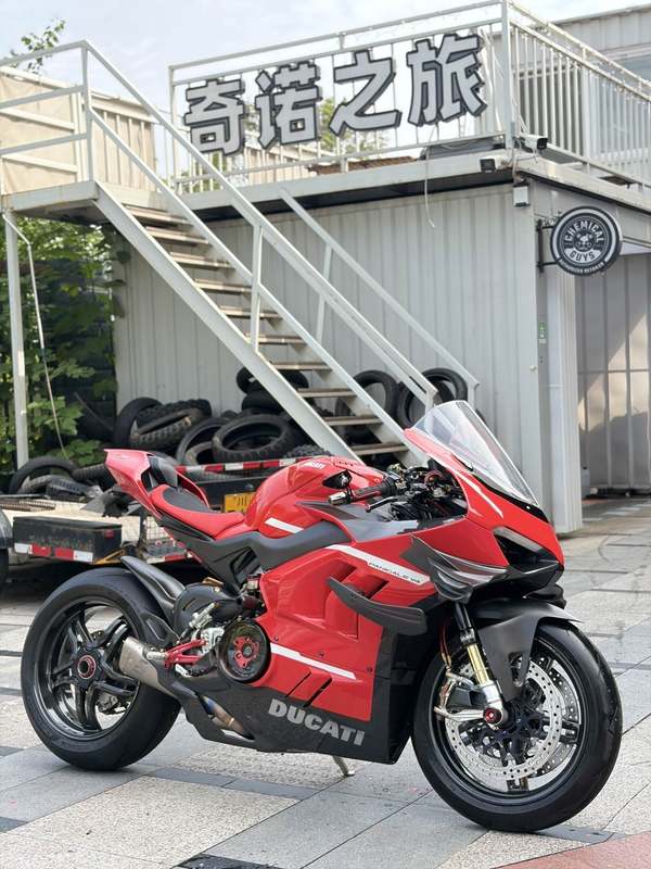杜卡迪 Panigale V4