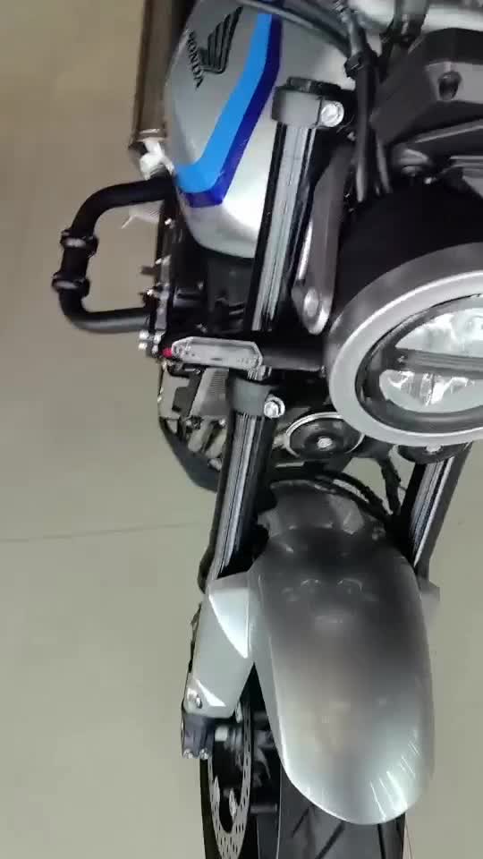 本田 CB500 Super Four