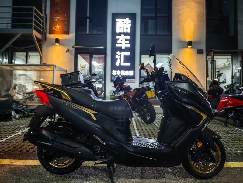 光阳 赛艇 CT250