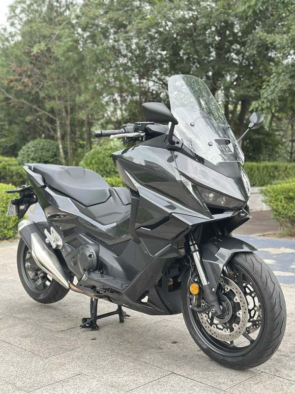 本田DREAMWING NSS750