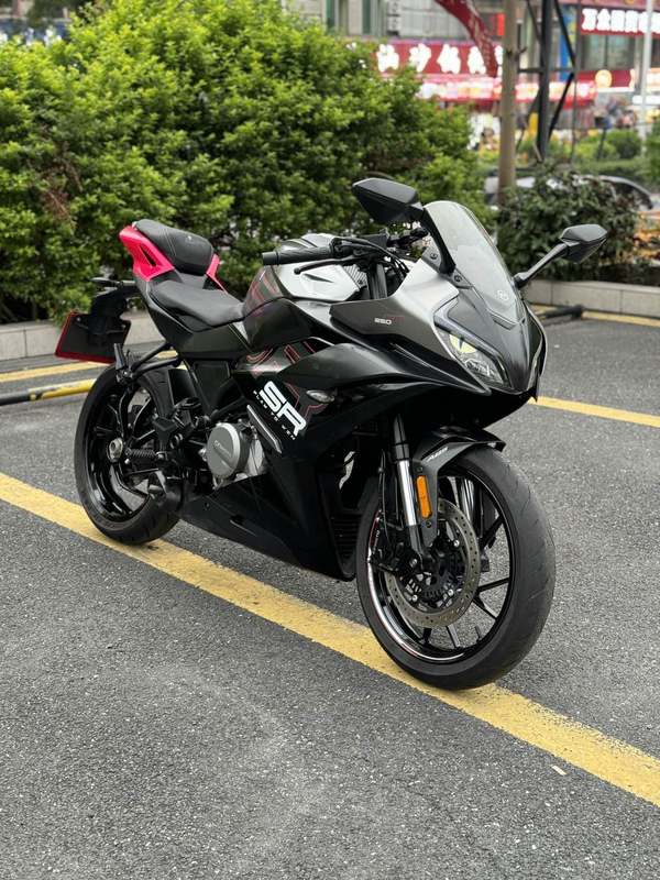 春风 250SR