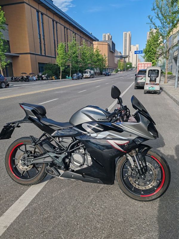 春风 250SR