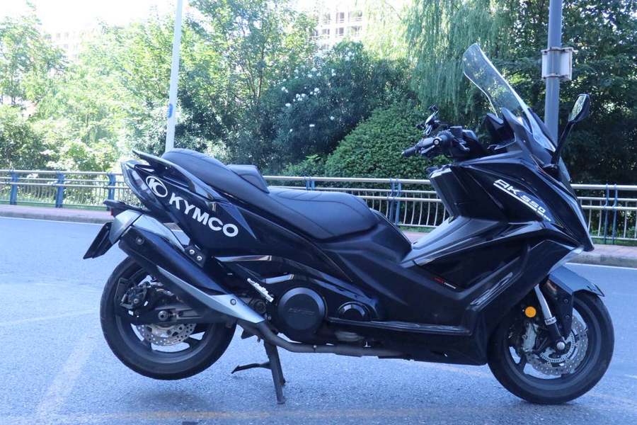 光阳 AK550