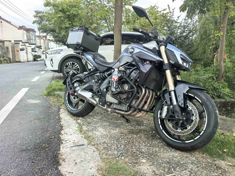 QJMOTOR 追600