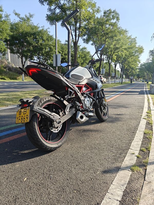 无极 300R