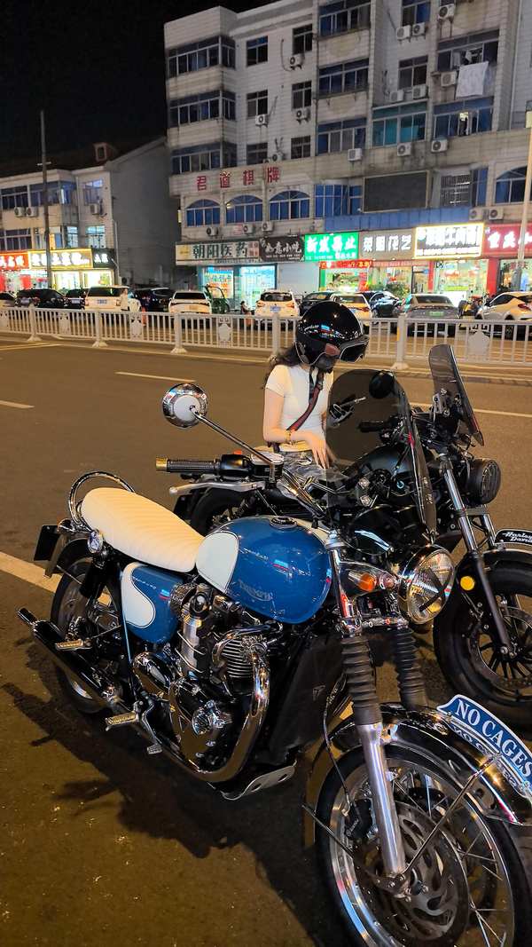 凯旋 Bonneville T120