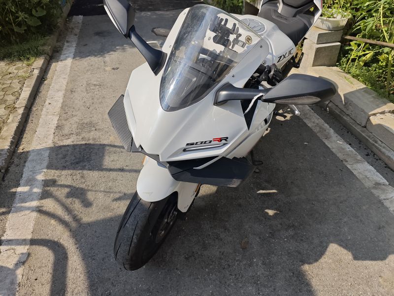 张雪机车 500RR