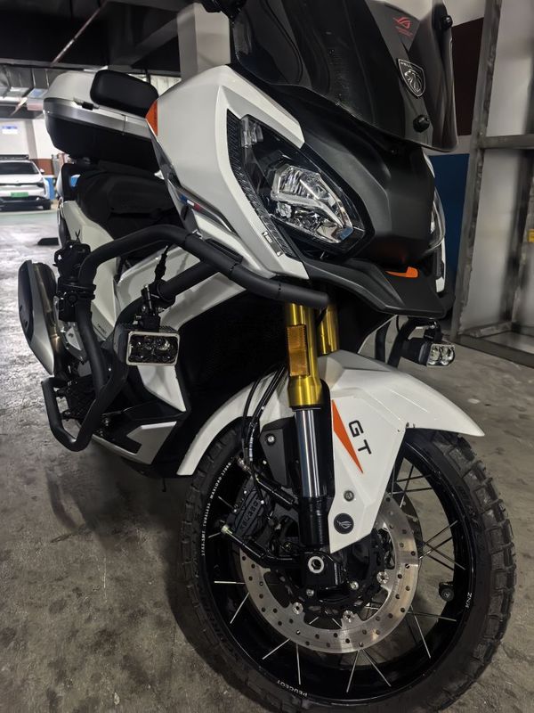 标致 XP400