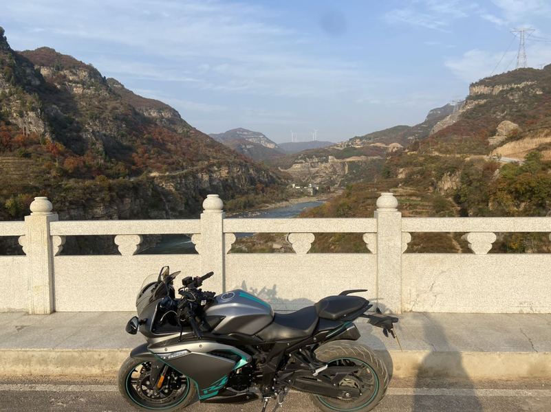 无极 300RR