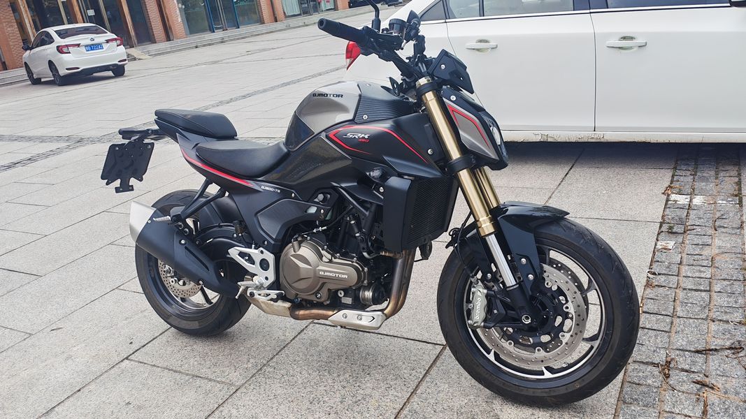 QJMOTOR 追550