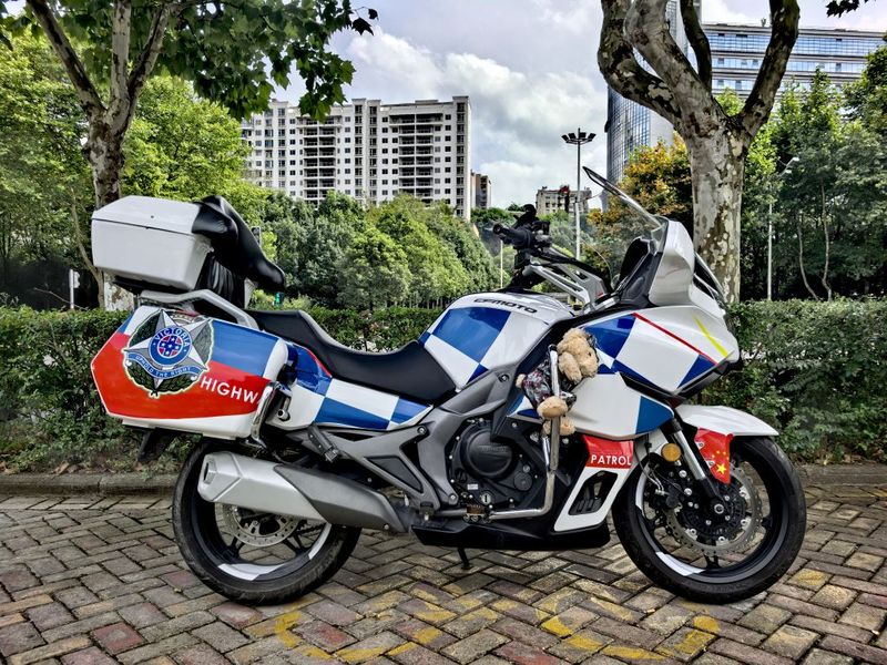 春风 650TR-G