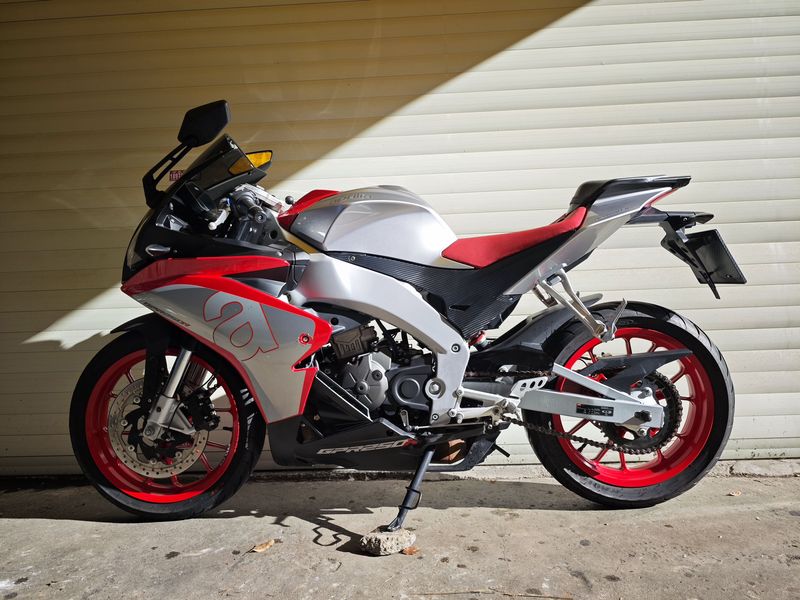 宗申阿普利亚 GPR250R