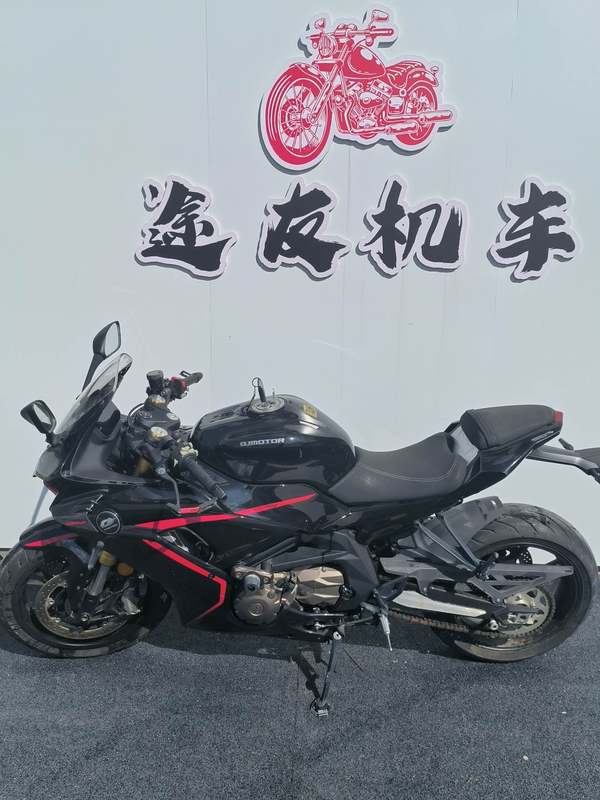 QJMOTOR 赛600
