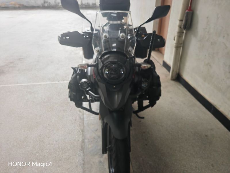 豪爵铃木 DL250