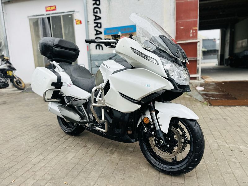 春风 650TR-G