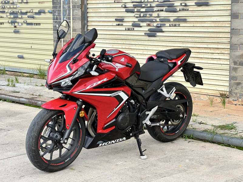 本田WING CBR400R