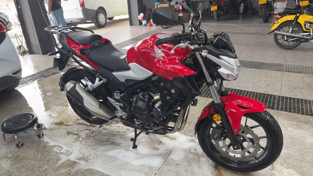 本田WING CB400F