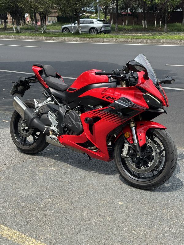 QJMOTOR 赛600
