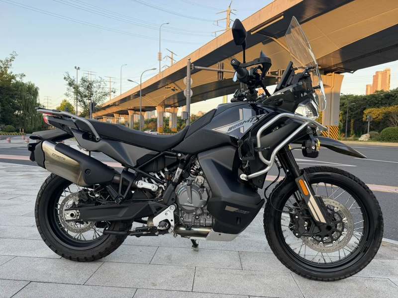 春风 800MT-X