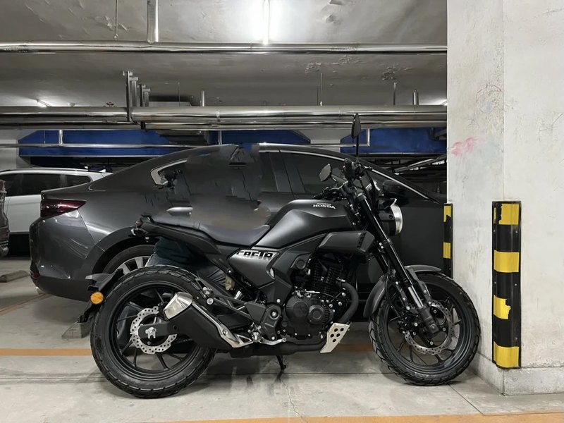 新大洲本田 CBF190TR
