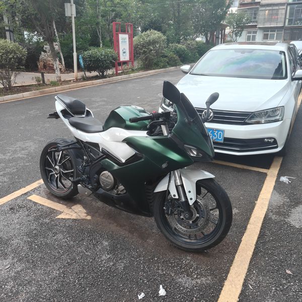 QJMOTOR 赛250