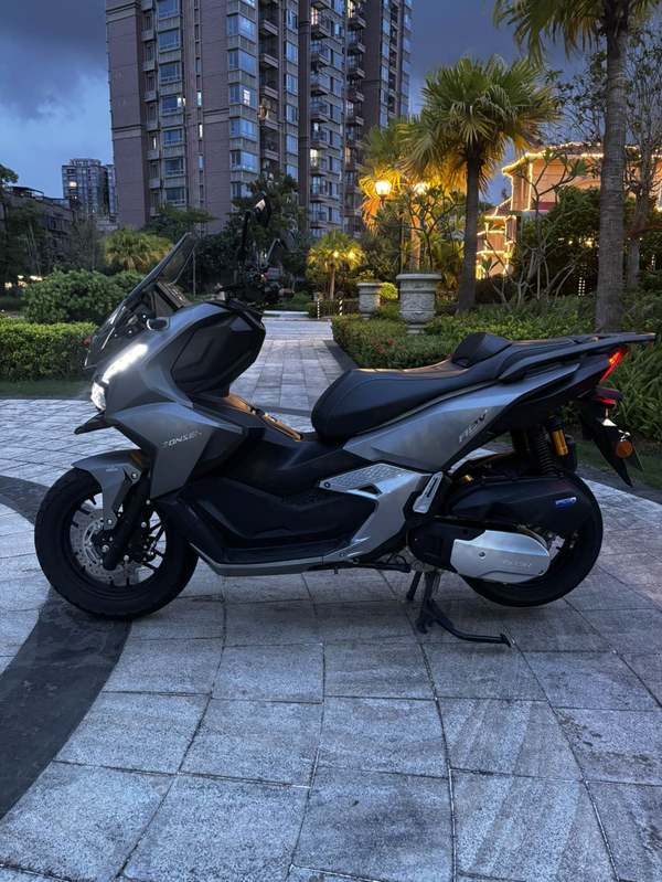 宗申 猎鹰150ADV
