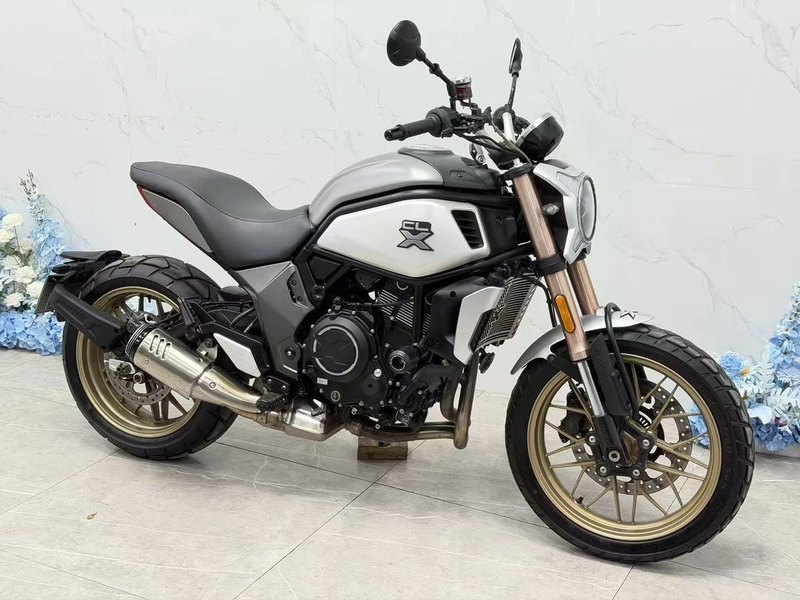 春风 700CL-X