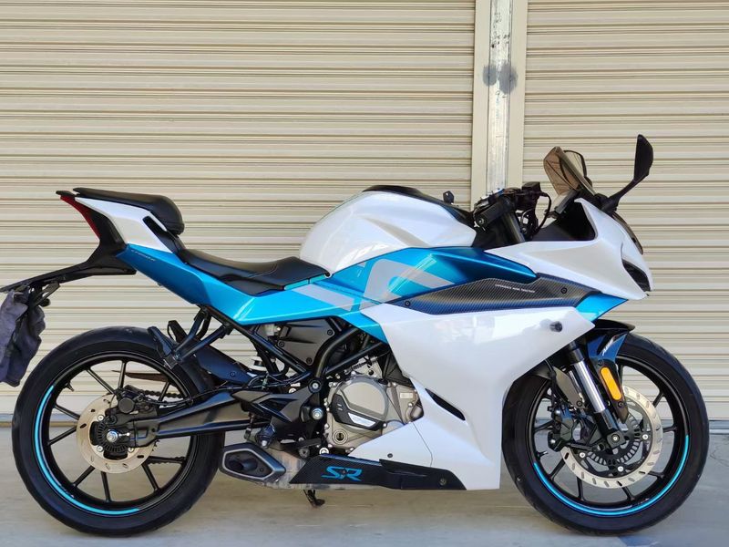 春风 250SR