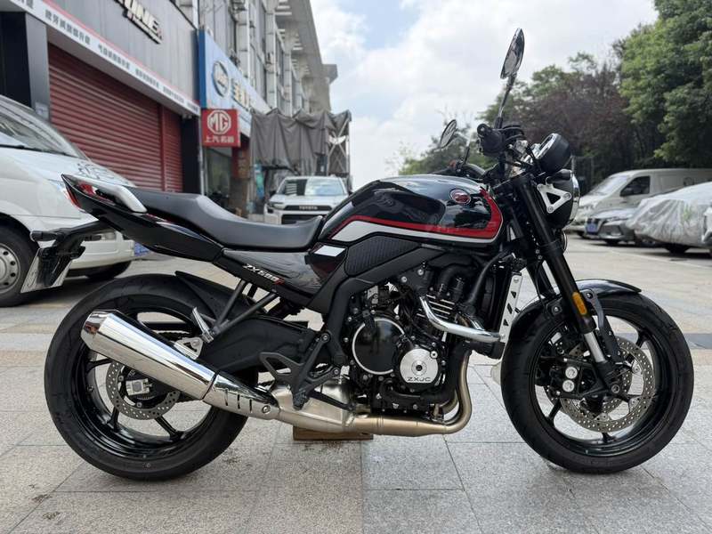 张雪机车 500F