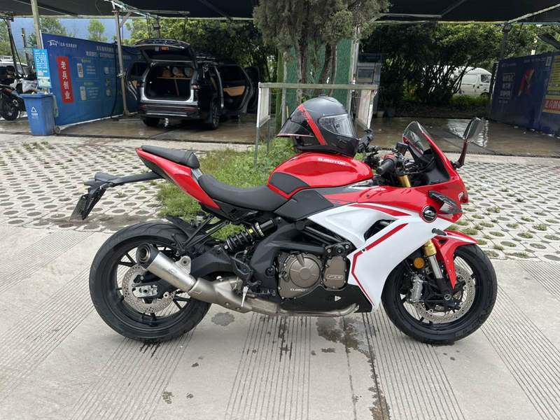 QJMOTOR 赛600