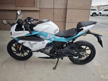 春风 250SR