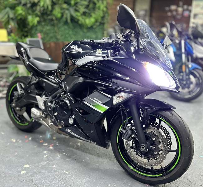 川崎 Ninja 650 