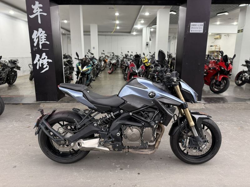 QJMOTOR 追600