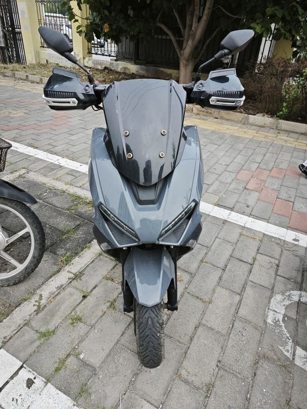 龙嘉 VMAX ie300