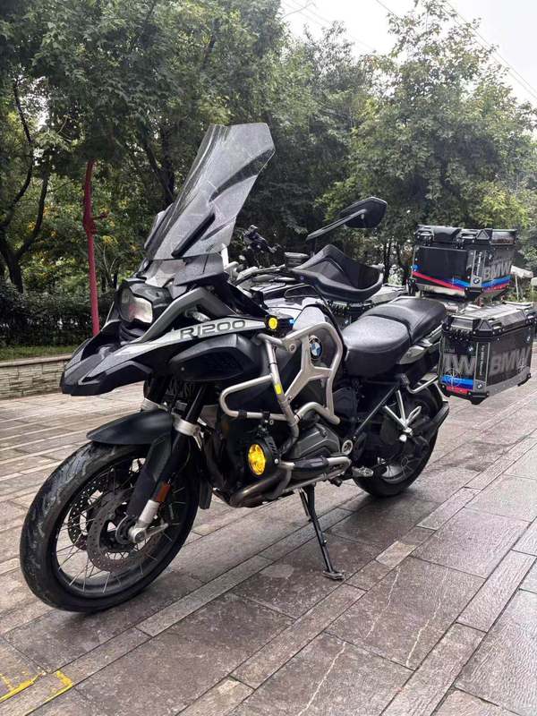 宝马 R 1200 GS